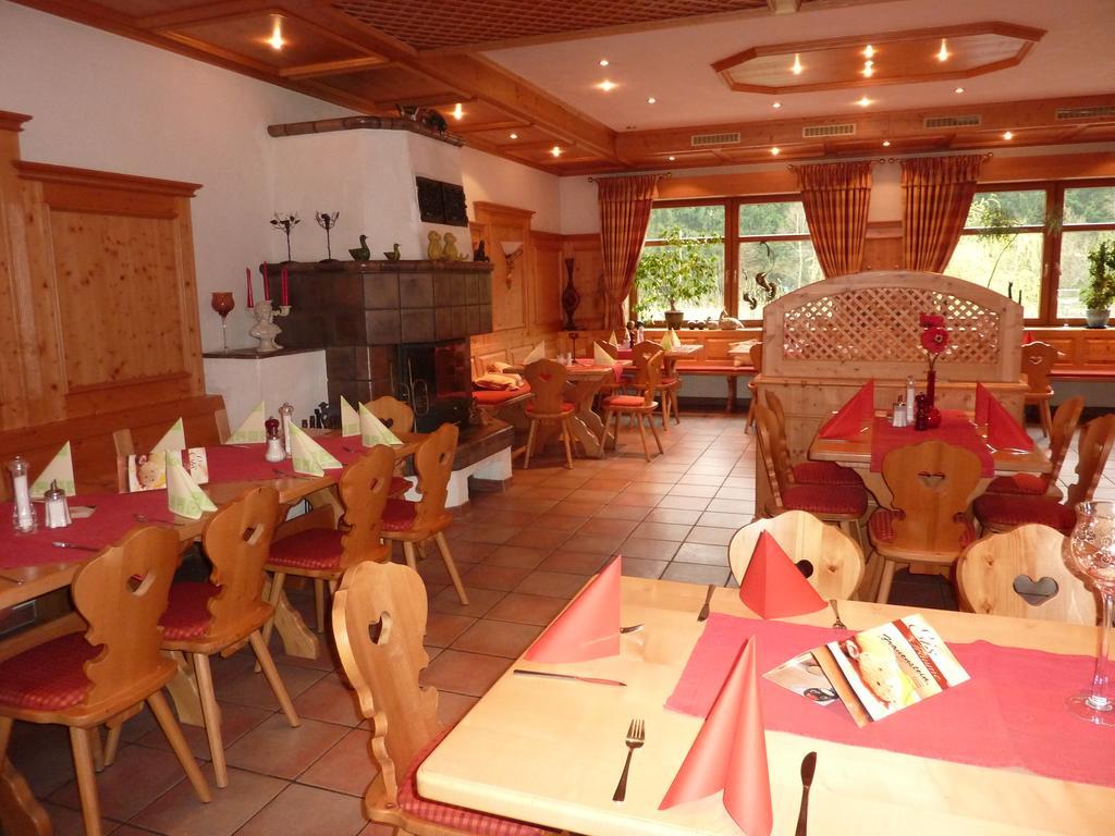 Landgasthaus Am Frauenstein Hotel Hinterweidenthal Luaran gambar